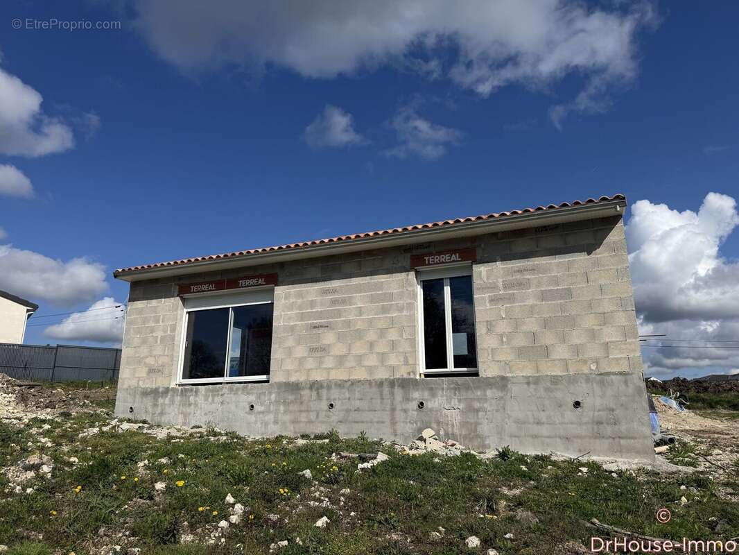 Maison à TRELISSAC