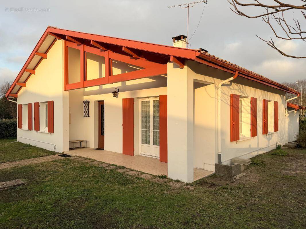 Maison à LANGON