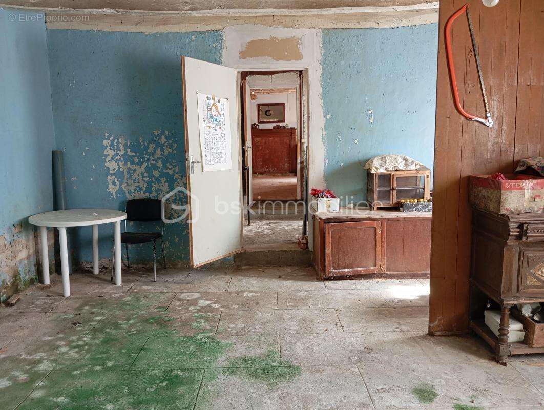 Maison à SAINT-SERVAIS