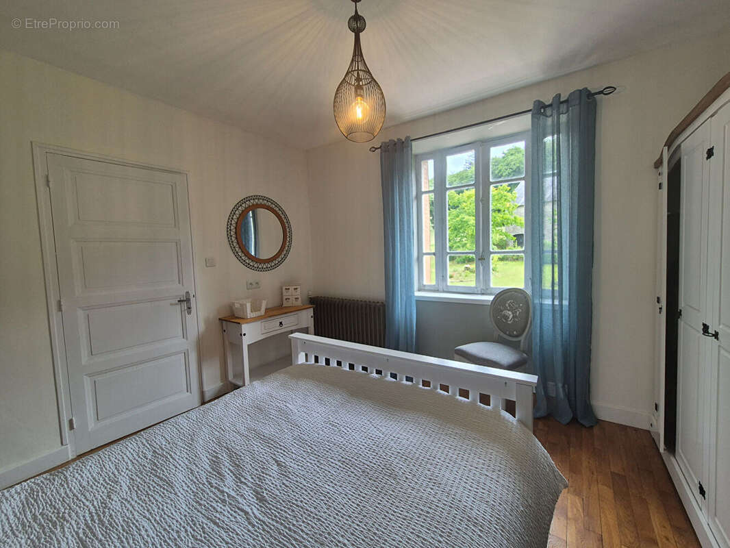 Maison à LACELLE