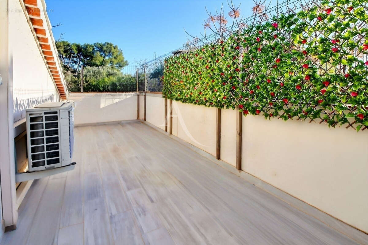 Maison à CARQUEIRANNE