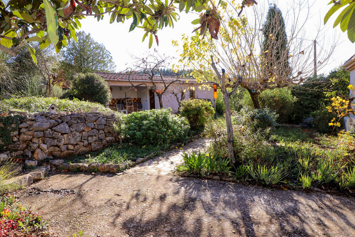 Maison à DRAGUIGNAN