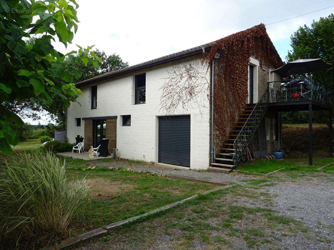 Maison à MUGRON