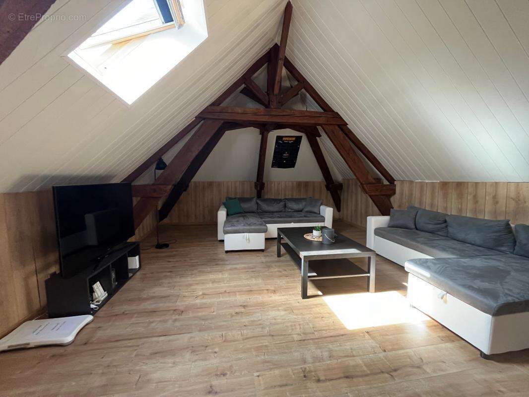Lucon quartier marche couvert et piscine maison de caractere bourree de charme avec annexes et patio - photo 30