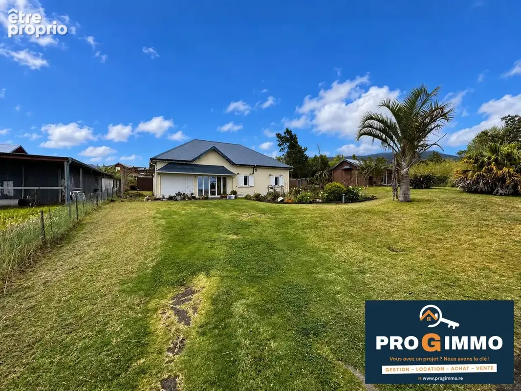 Photo Maison à Saint-Joseph au prix de 296 000€