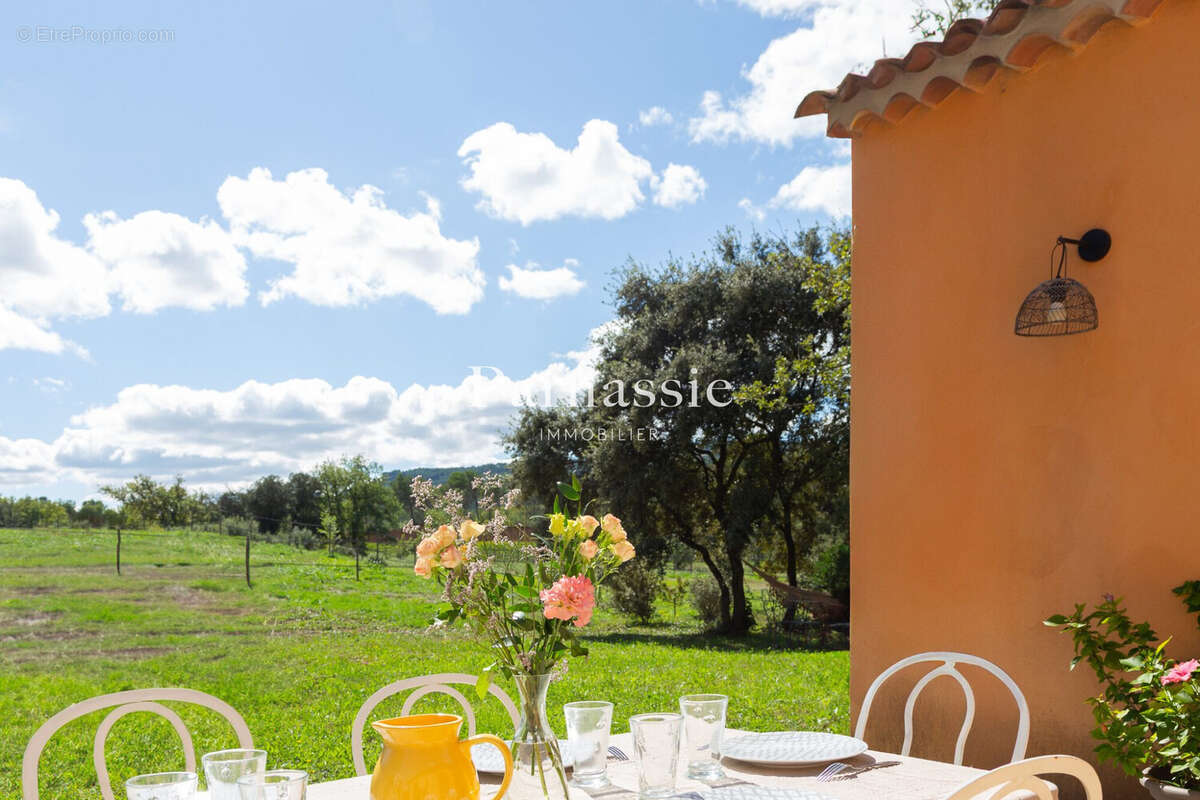 Maison à MEYRARGUES