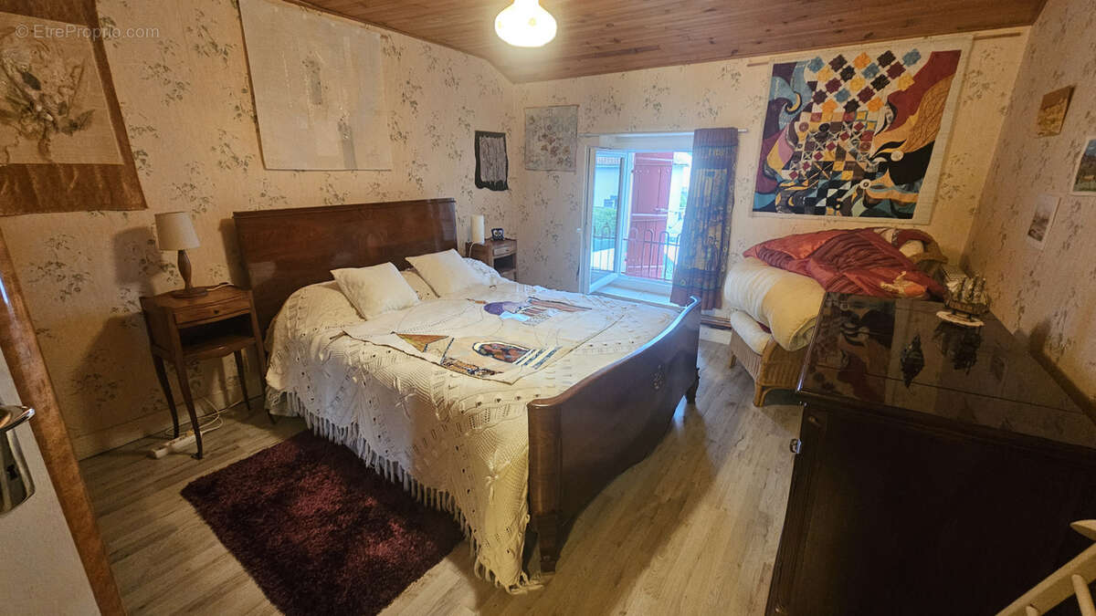 Maison à MORTEMART