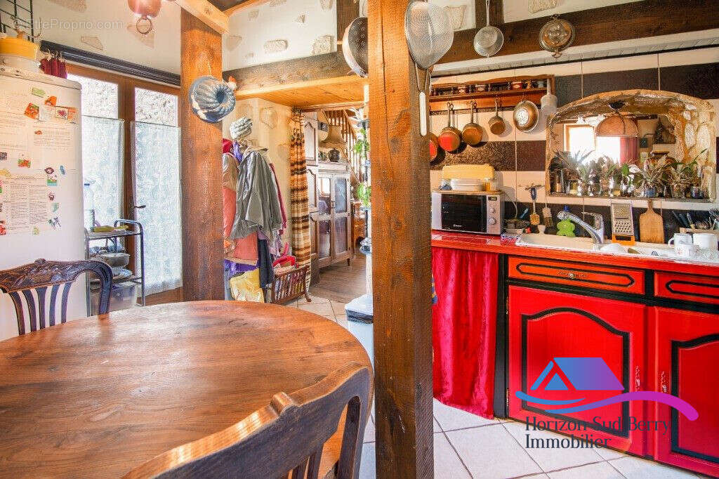 CUISINE - Maison à SAINT-SATURNIN