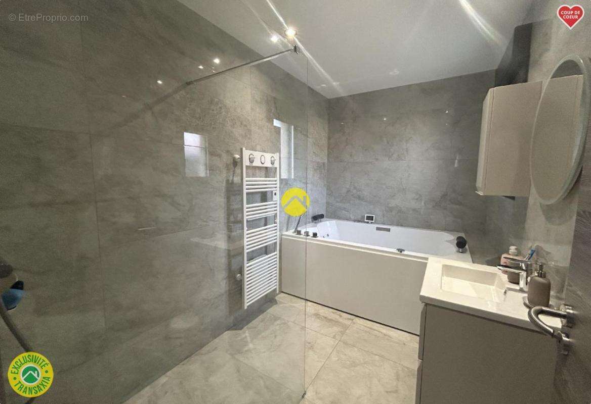 Maison à SAINT-VALERIEN