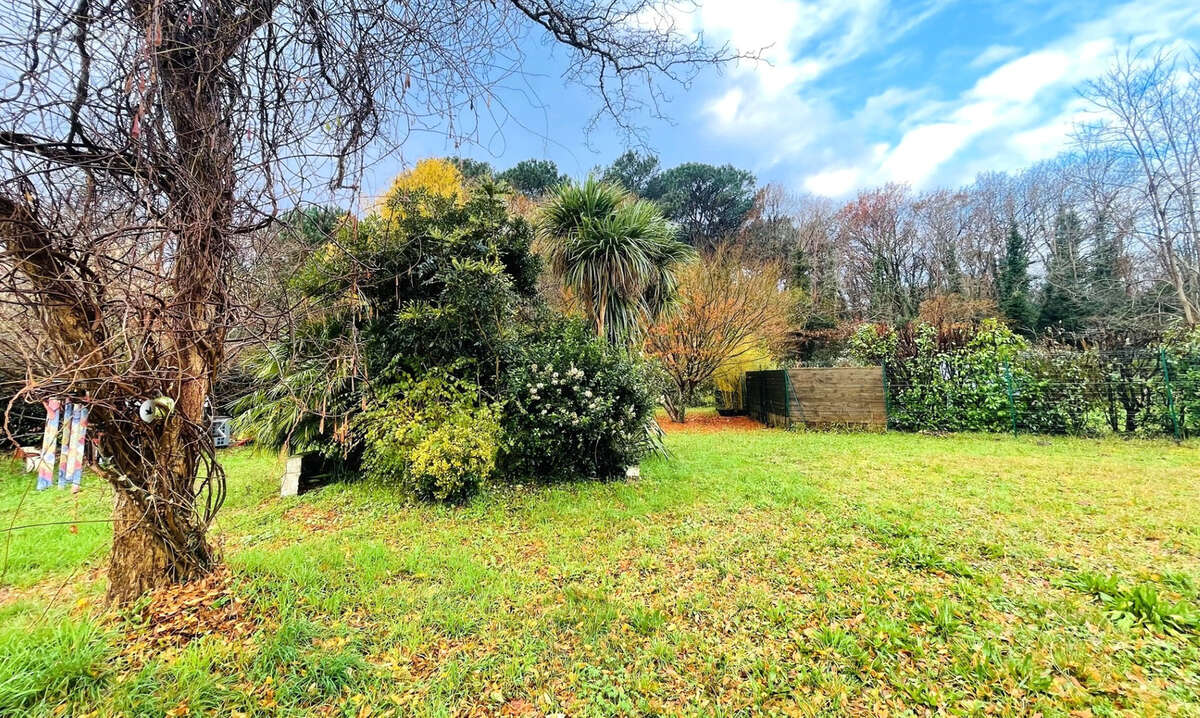 Maison à BENESSE-MAREMNE