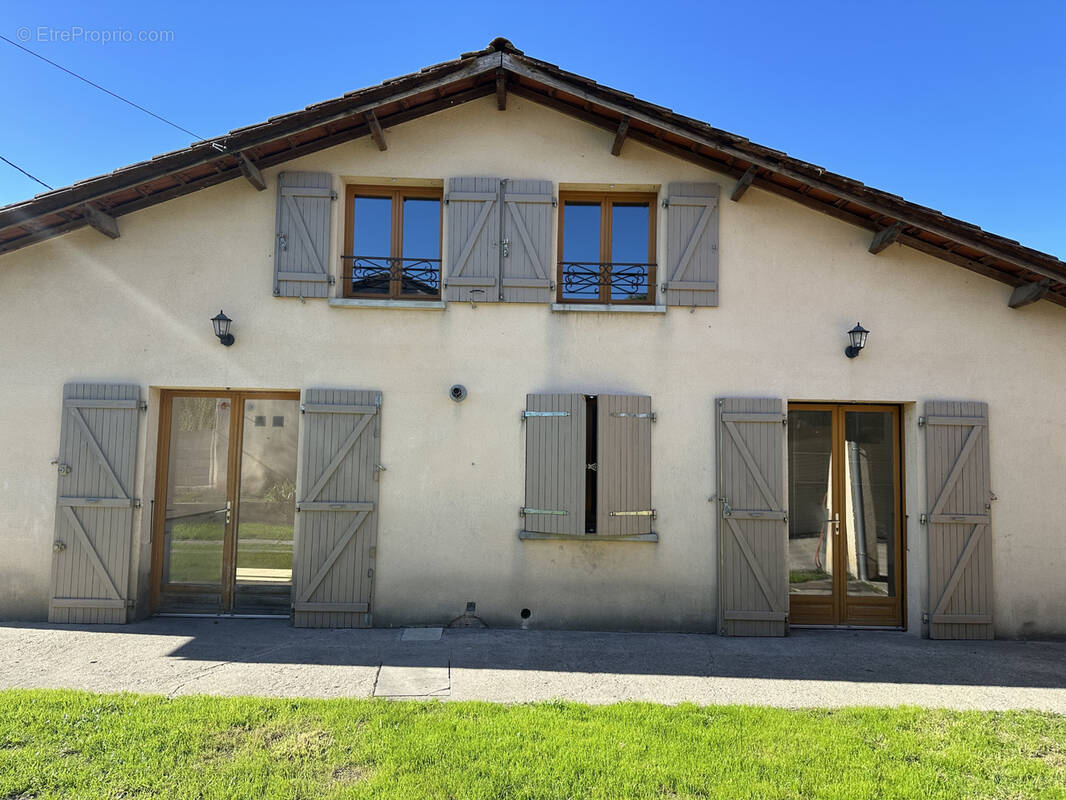 Maison à CHENAUD