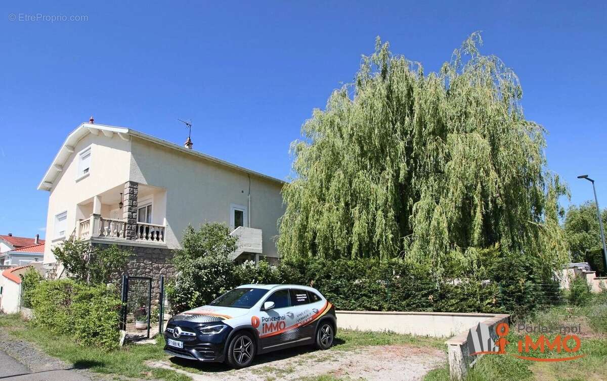 Maison à SAINT-GEORGES-HAUTE-VILLE