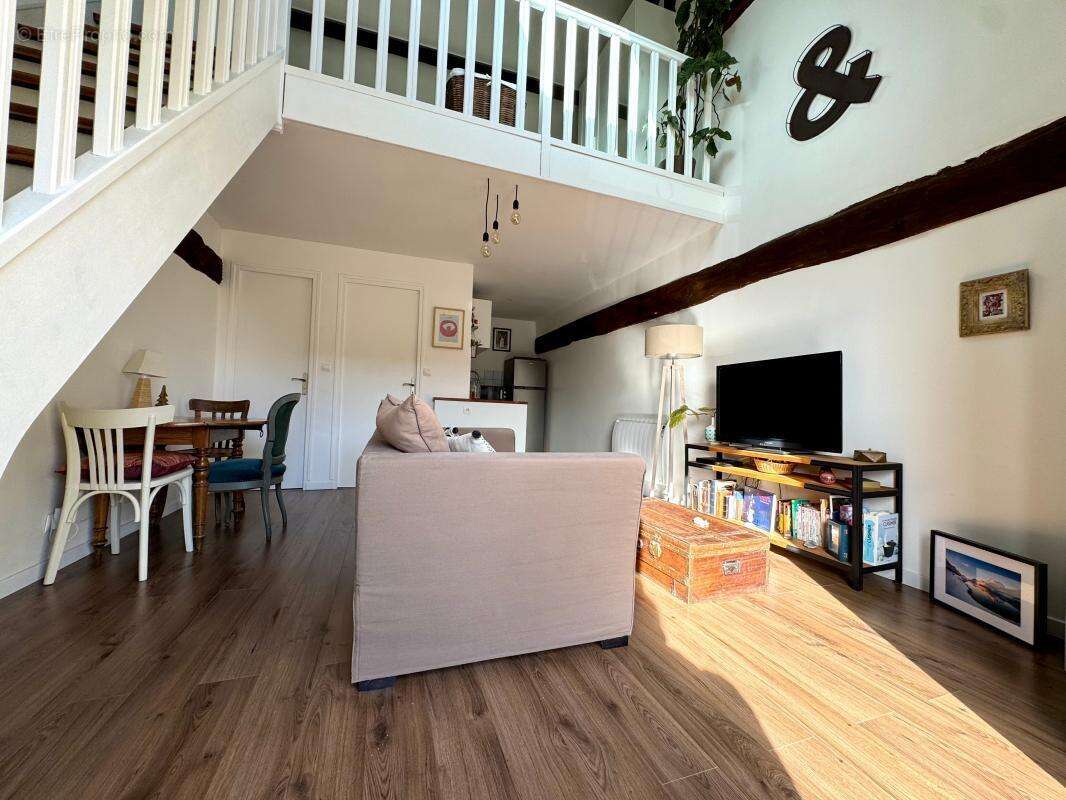 Appartement à CHEPTAINVILLE