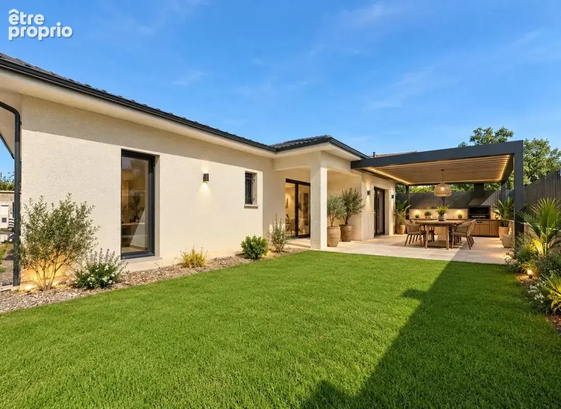 Maison - Plain-pied - 2 Chambres - Buanderie - Garage - Terrasse - photo 2