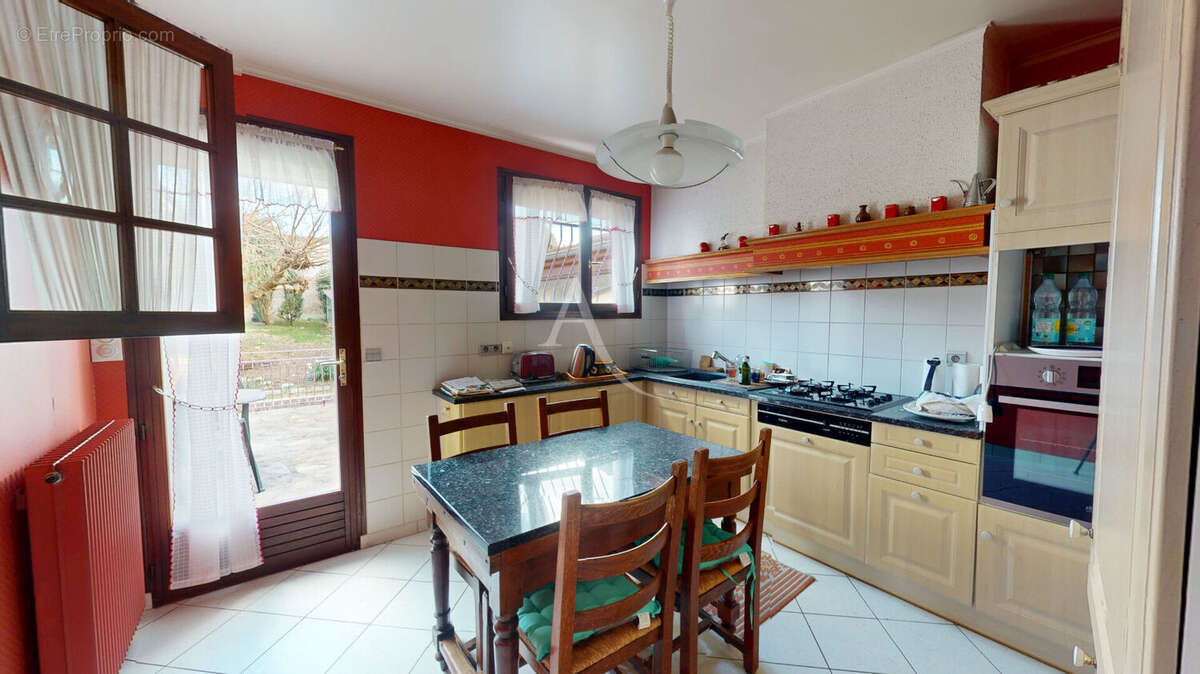 Maison à MORANGIS