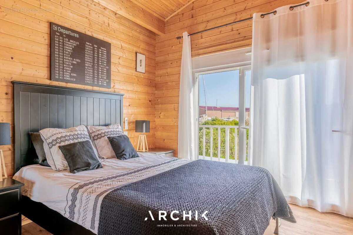 Maison 218 m² à Gujan-Mestras  - photo 5