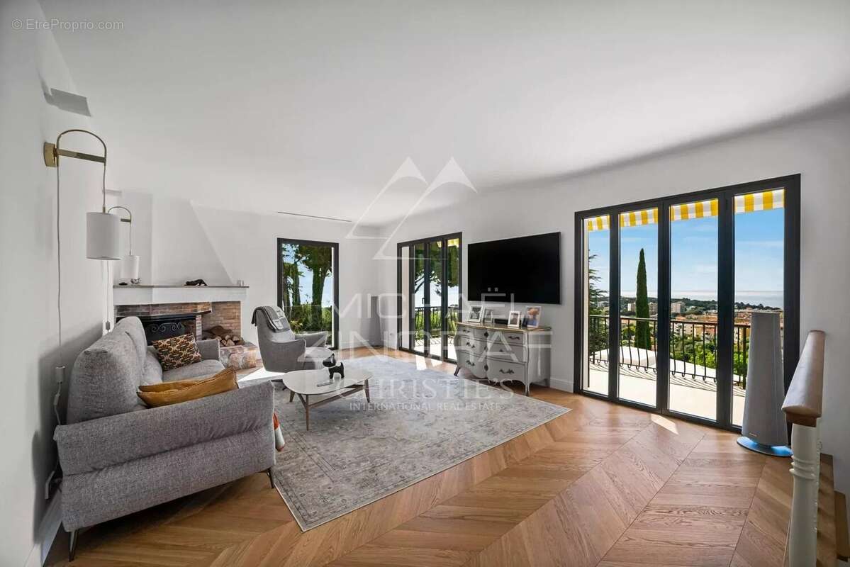 Maison à ROQUEBRUNE-CAP-MARTIN