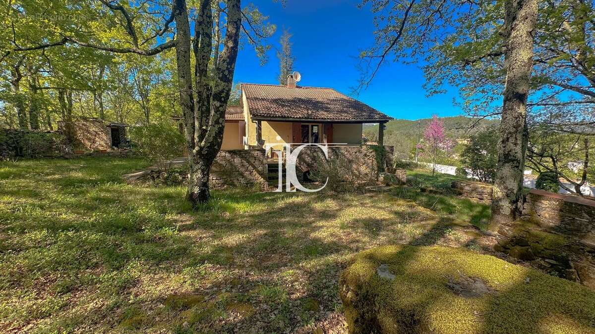 Maison à SAINT-AMBROIX