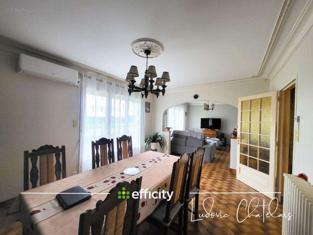 Maison à SAINT-GILLES