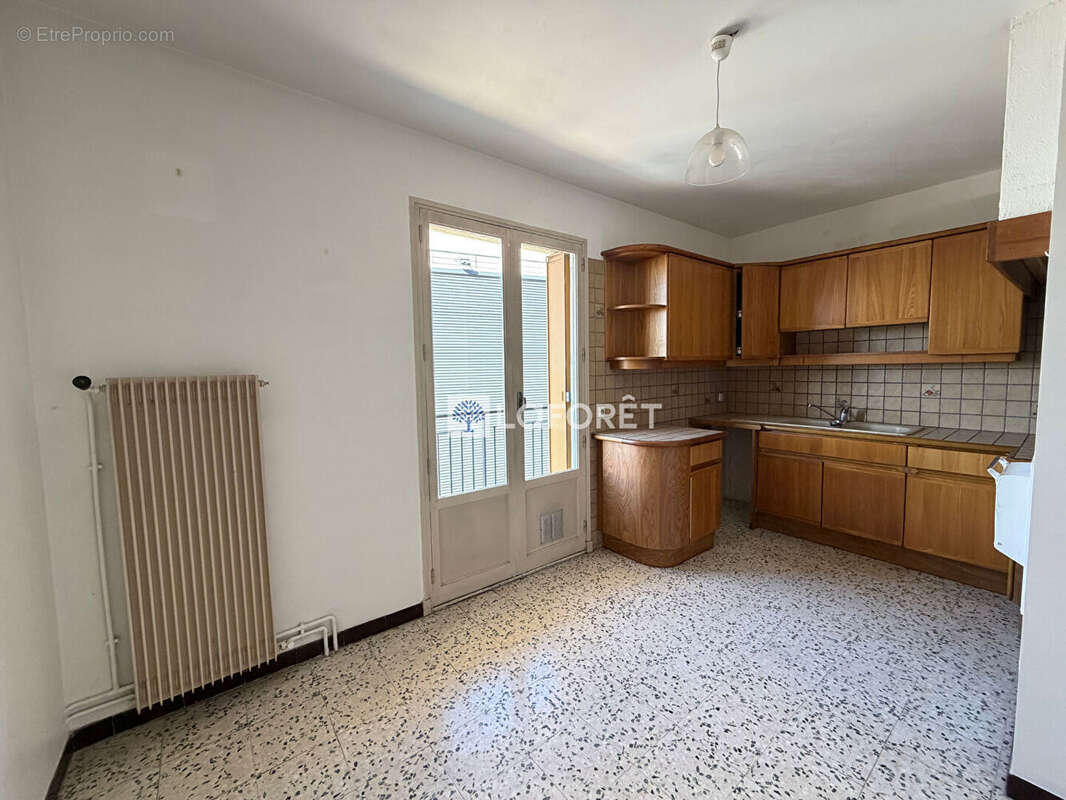 Appartement à SALON-DE-PROVENCE