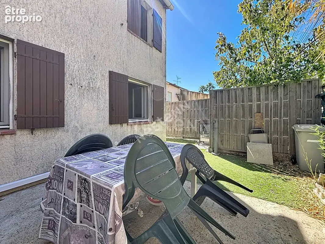 Aigues-mortes - appartement p4 avec grande cour - secteur gare - photo 11