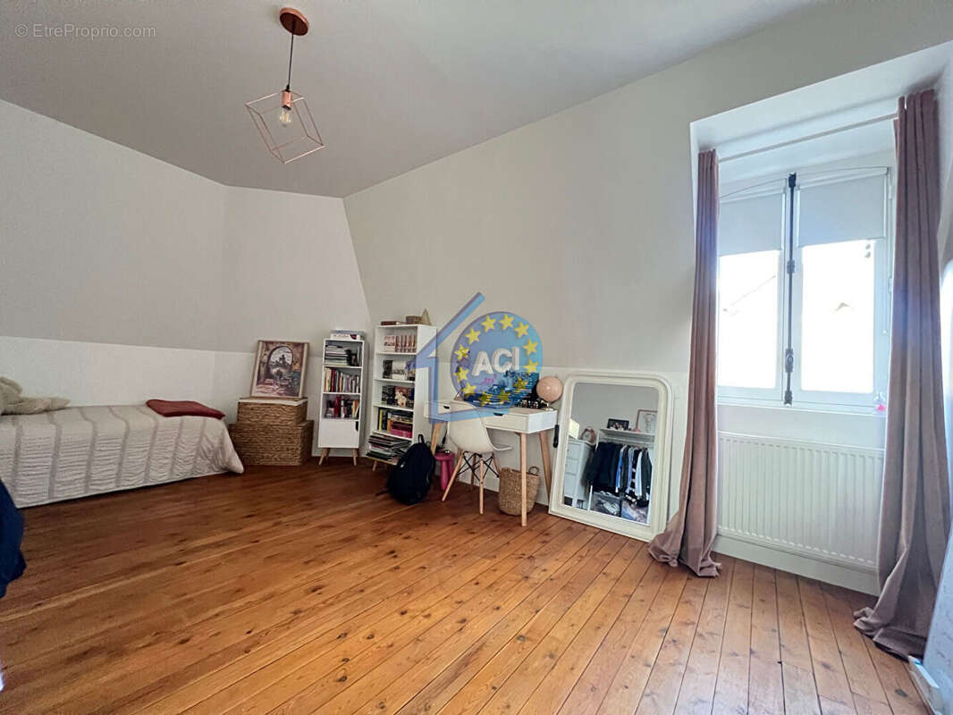 Maison à MANTES-LA-JOLIE