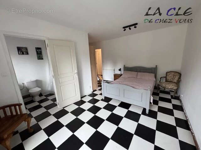 Maison à COULONGES-SUR-L&#039;AUTIZE