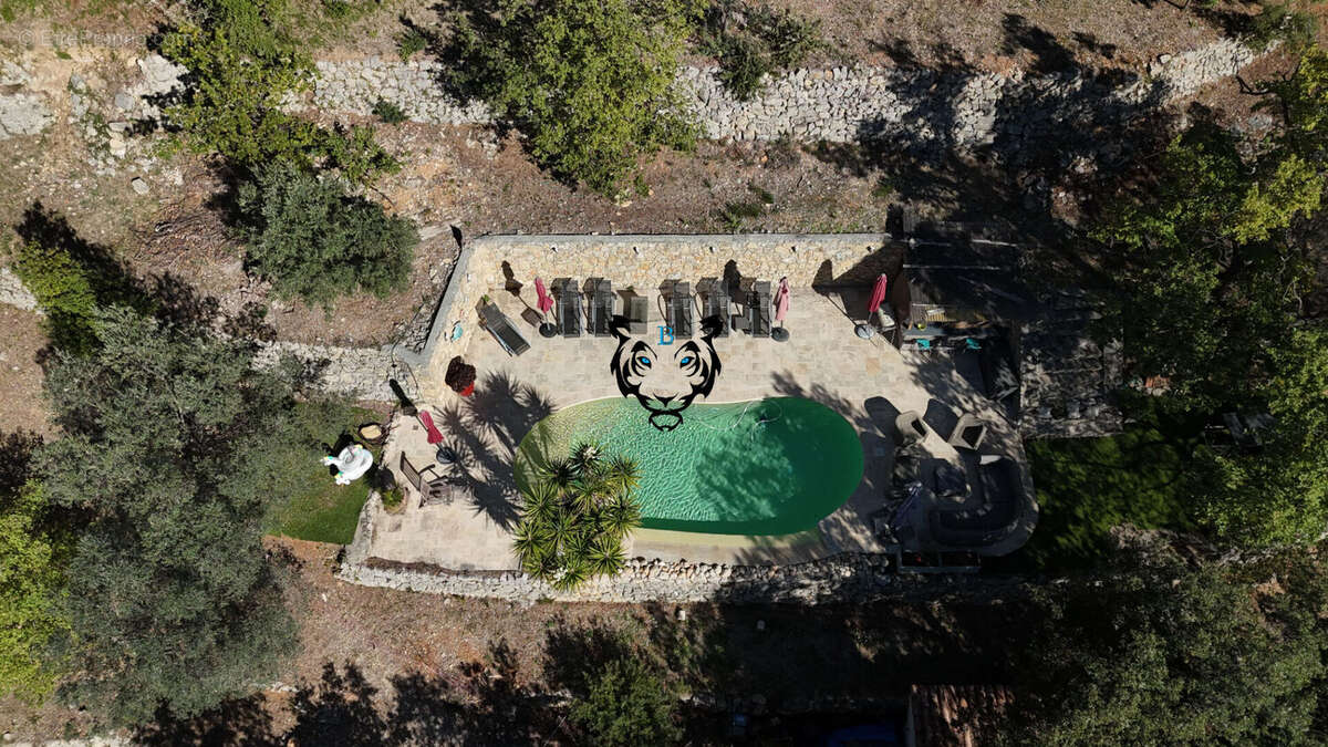 Maison à FIGANIERES