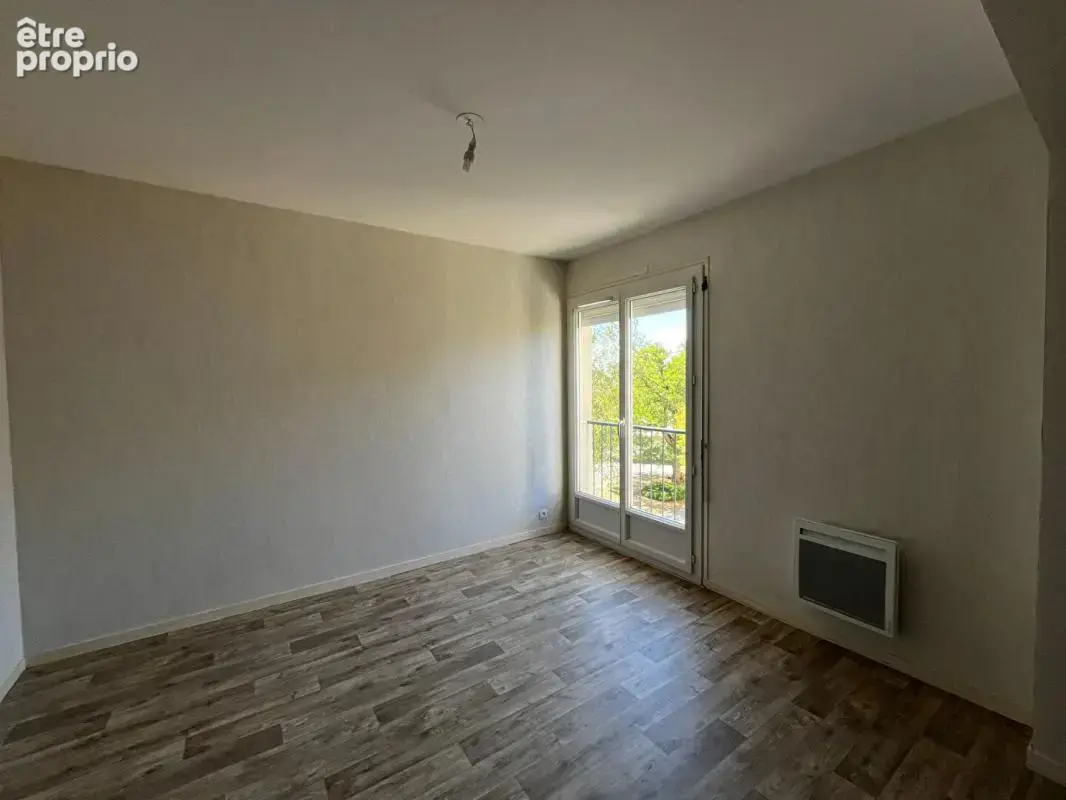 Appartement Sainte Gemmes Sur Loire 3 pièce(s) 66 m2 - photo 4