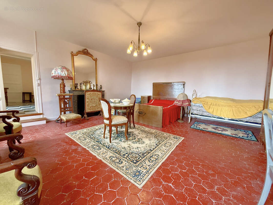 Maison à PARAY-LE-MONIAL
