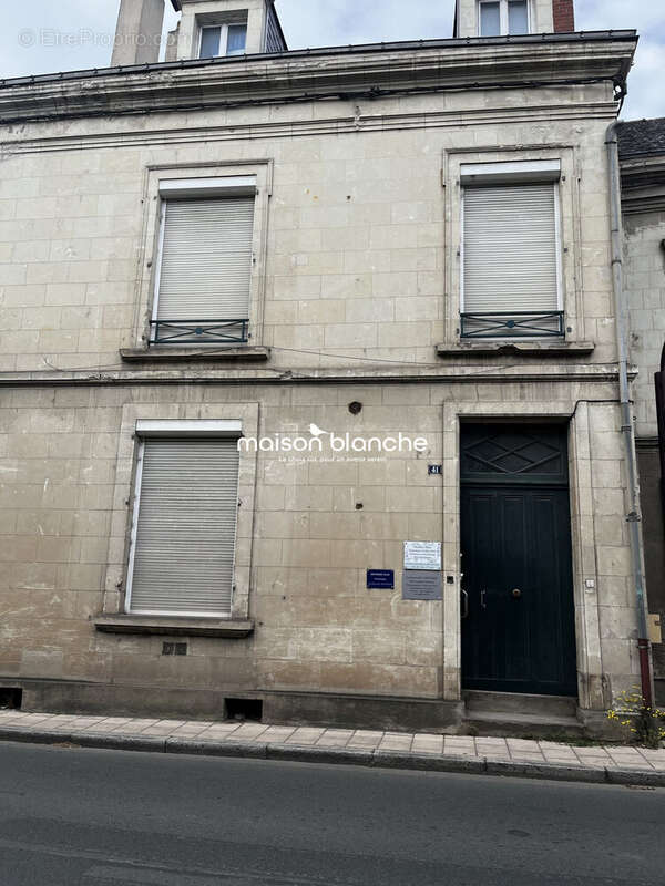 Appartement à LES PONTS-DE-CE