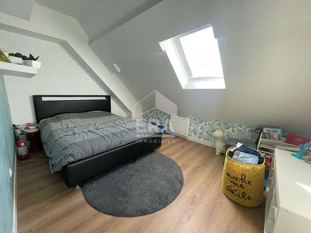 Maison à ROUVRES-SAINT-JEAN