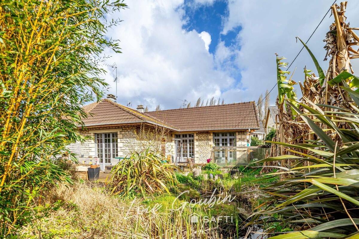 Photo 1 - Maison à MONDEVILLE