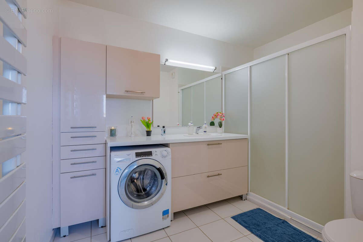 Appartement à VENISSIEUX