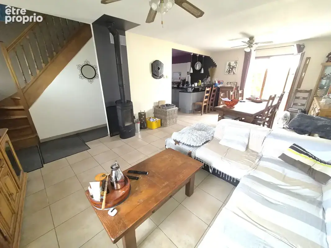 Pavillon  en vente sur terrain de 909 m² - photo 3