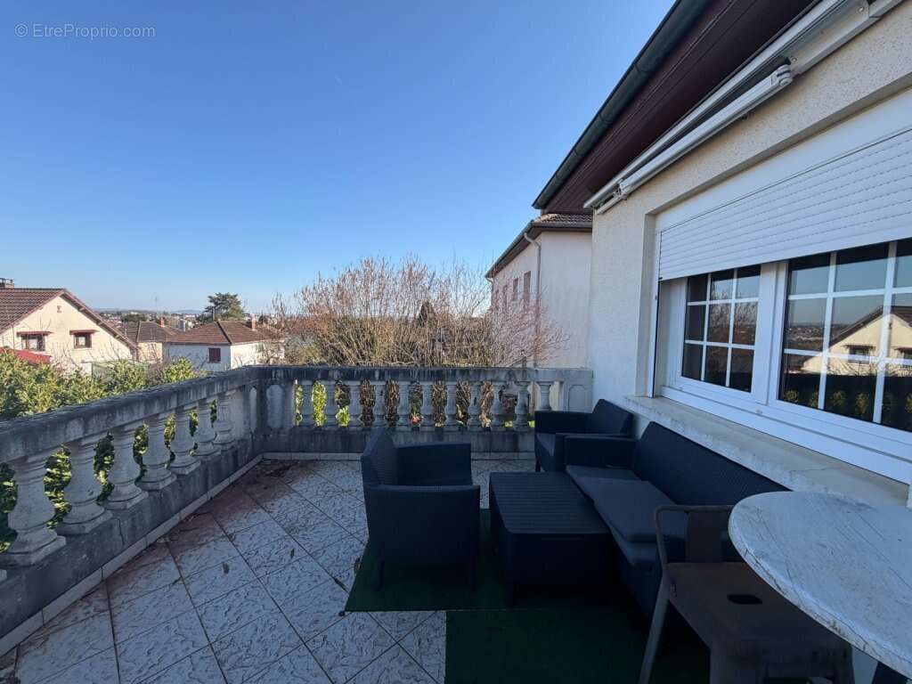 Maison à LE CREUSOT