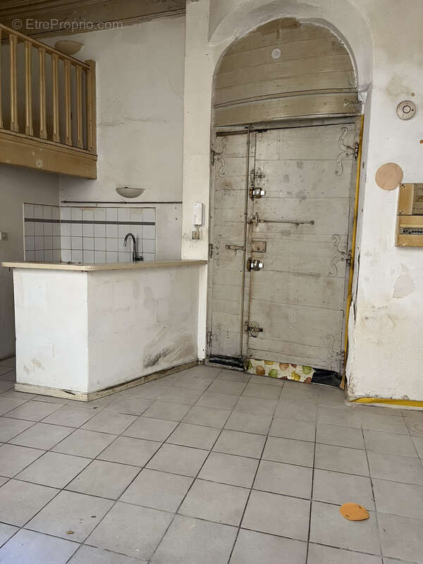 studio à rénover - photo 2