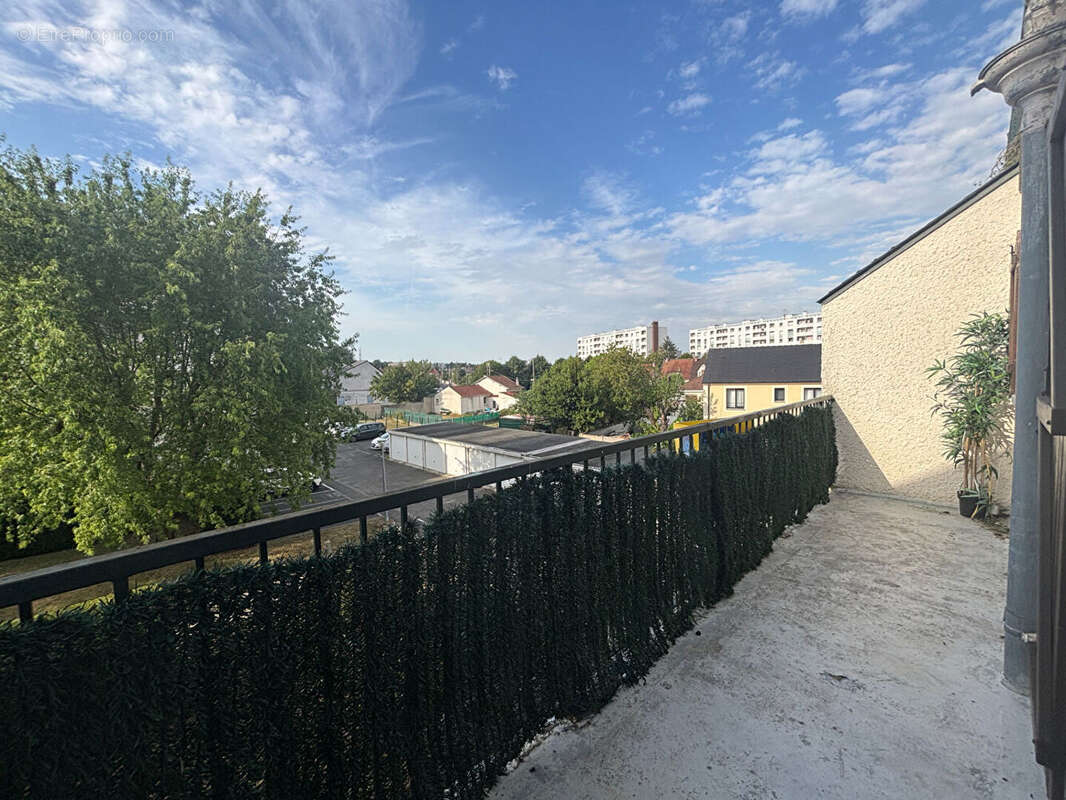 Appartement à LE MEE-SUR-SEINE
