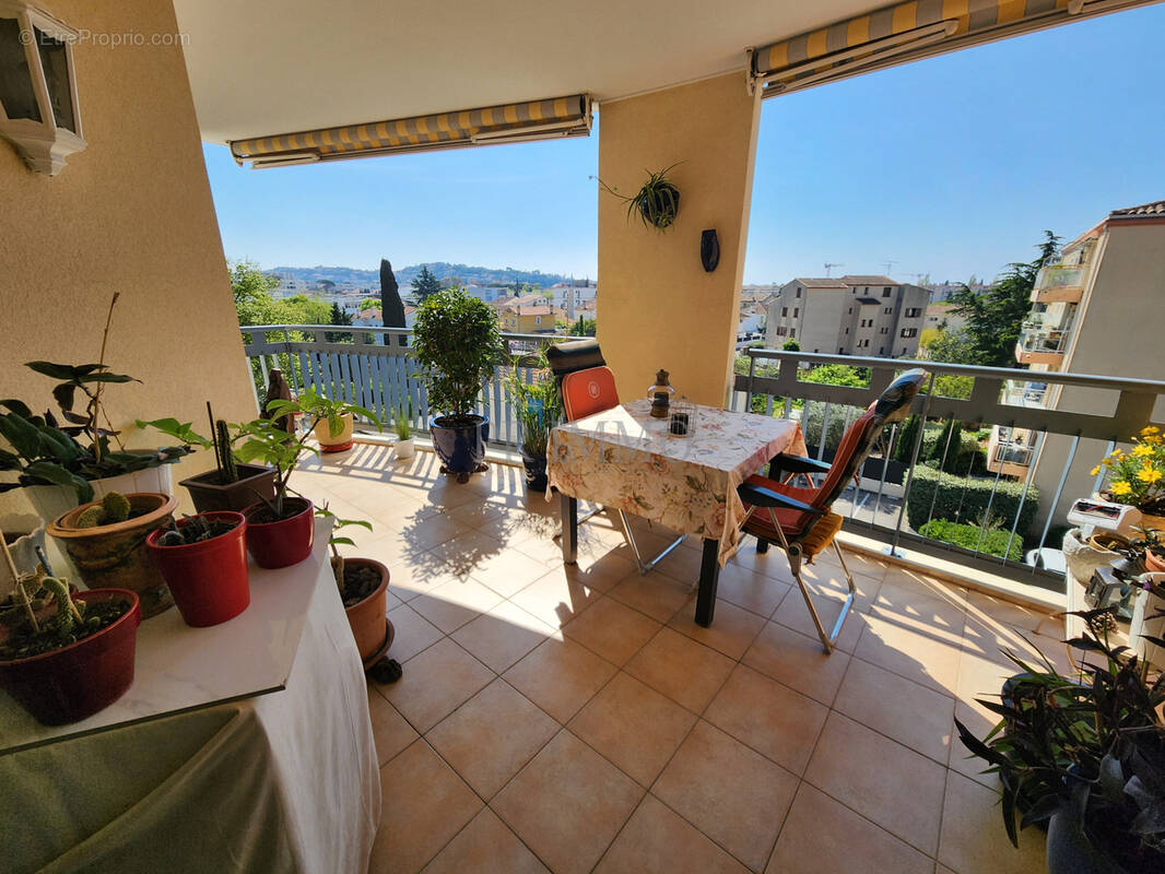 Appartement à FREJUS