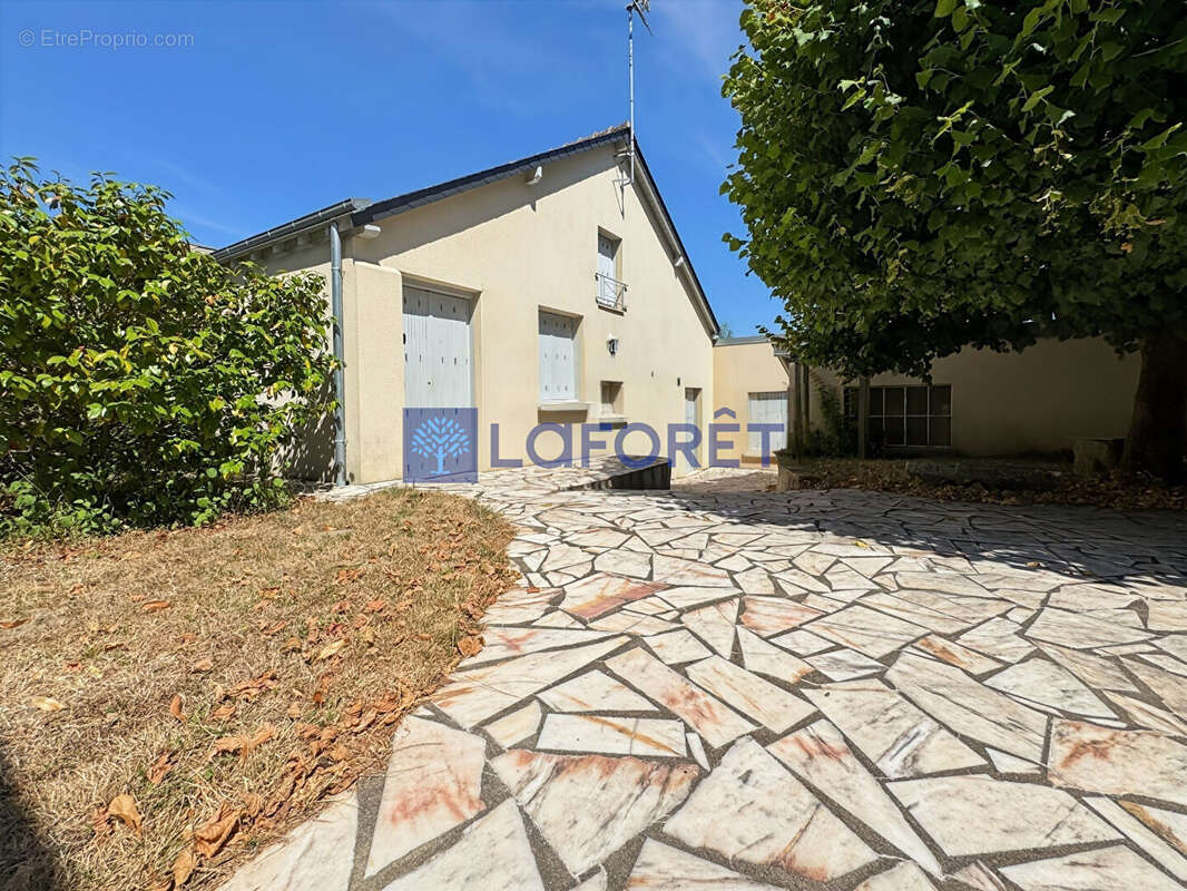 Maison à SACHE