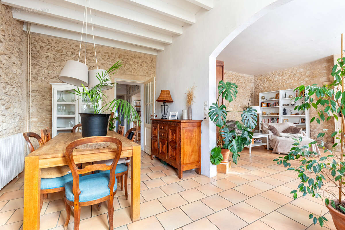 Maison à MOULIS-EN-MEDOC