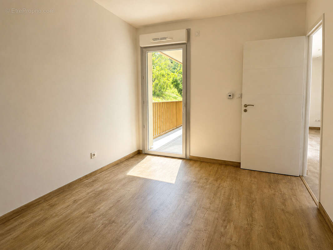Appartement à SAINT-ROMAIN-EN-GAL