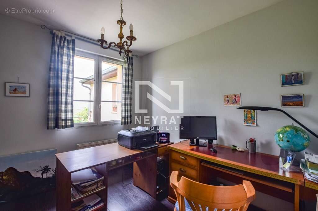 Maison à SAINT-MARTIN-SOUS-MONTAIGU