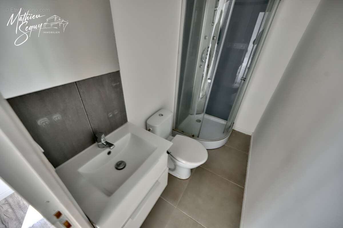 Ensemble immobilier pro/perso à St Genis Laval - photo 27