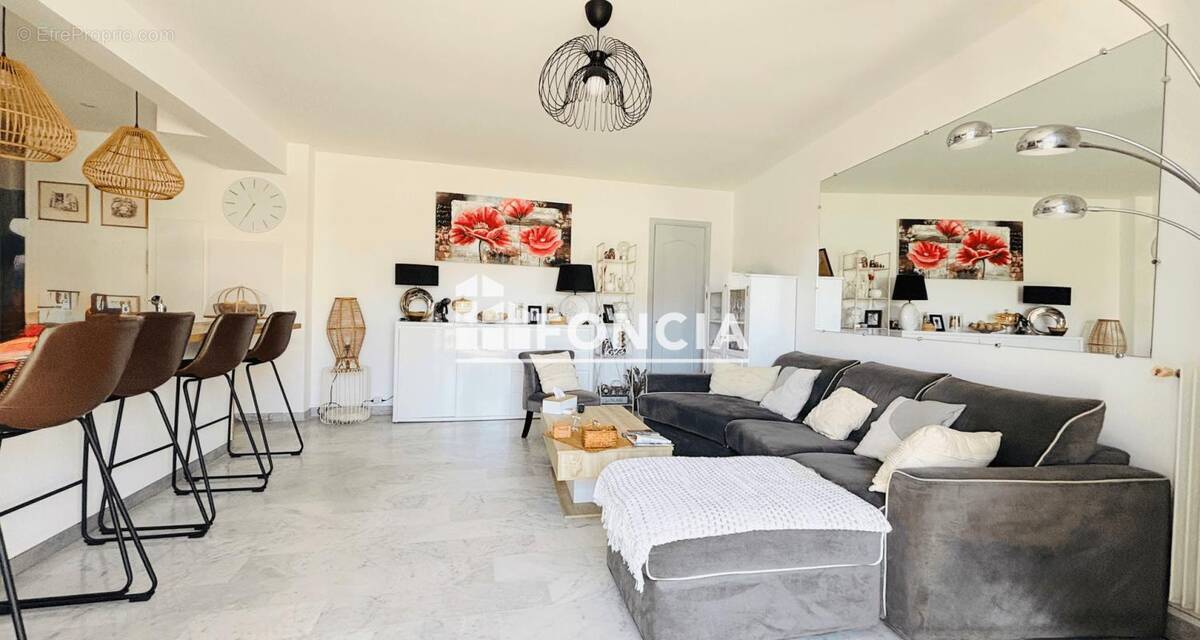 Appartement à CAGNES-SUR-MER