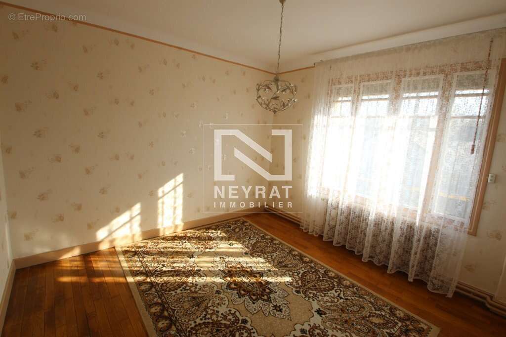 Maison à PIERRE-DE-BRESSE