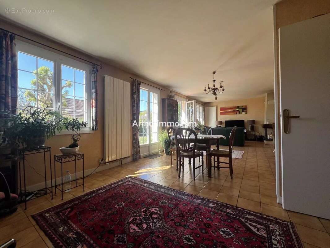 Maison à SUCY-EN-BRIE