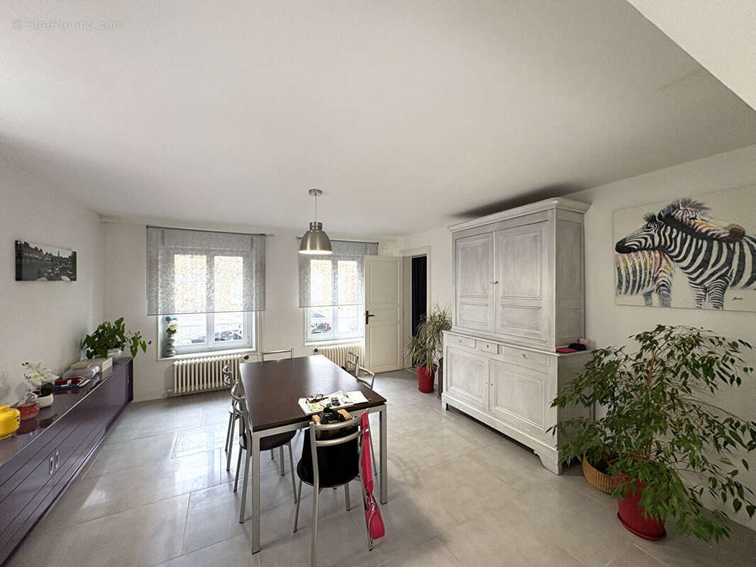 Maison à CHARLEVILLE-MEZIERES