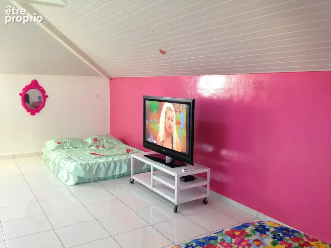 En exclusivite - a vendre – grande maison familiale avec fort potentiel locatif - quartier recherche sainte anne - photo 3