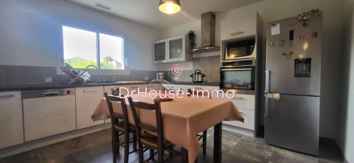 Maison à LA CALMETTE